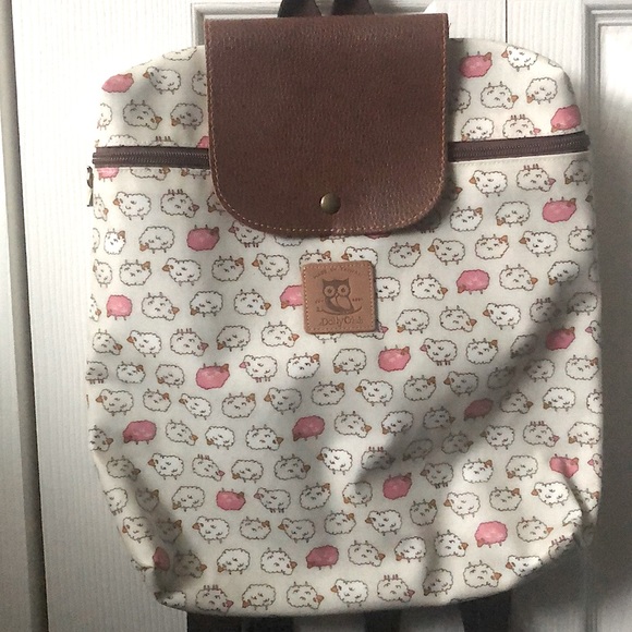 Dolly Club little sheep backpack - Picture 1 of 3